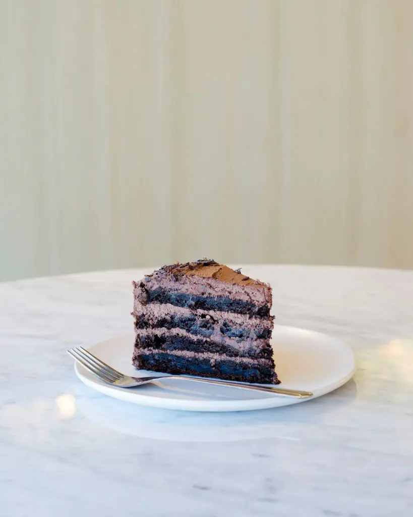 unsplash_P_l1bJQpQF0_cake.webp